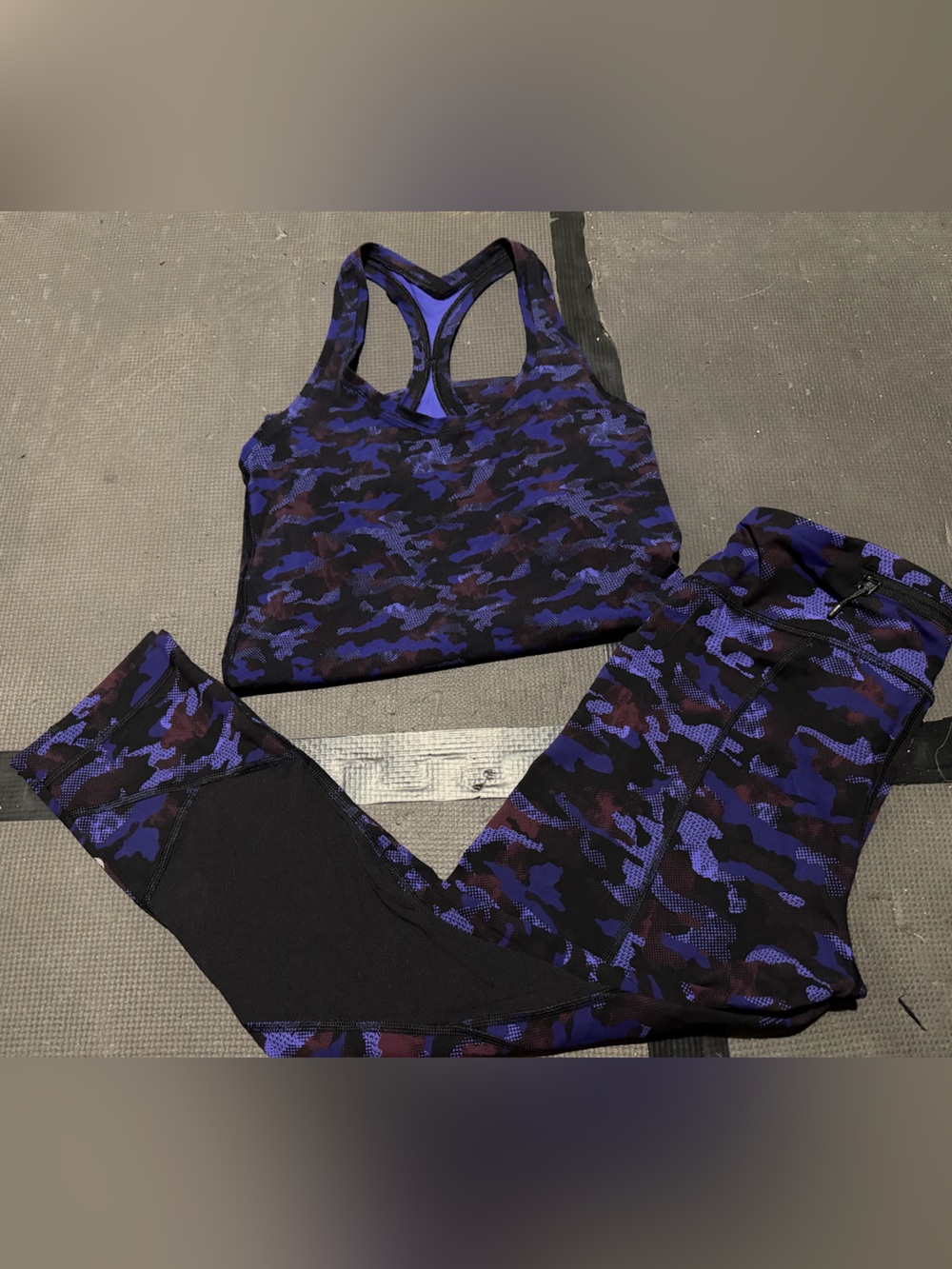 Lululemon Bundle Cool Racerback and Pace Rival Crop - Hounds Camo Emperor Blue